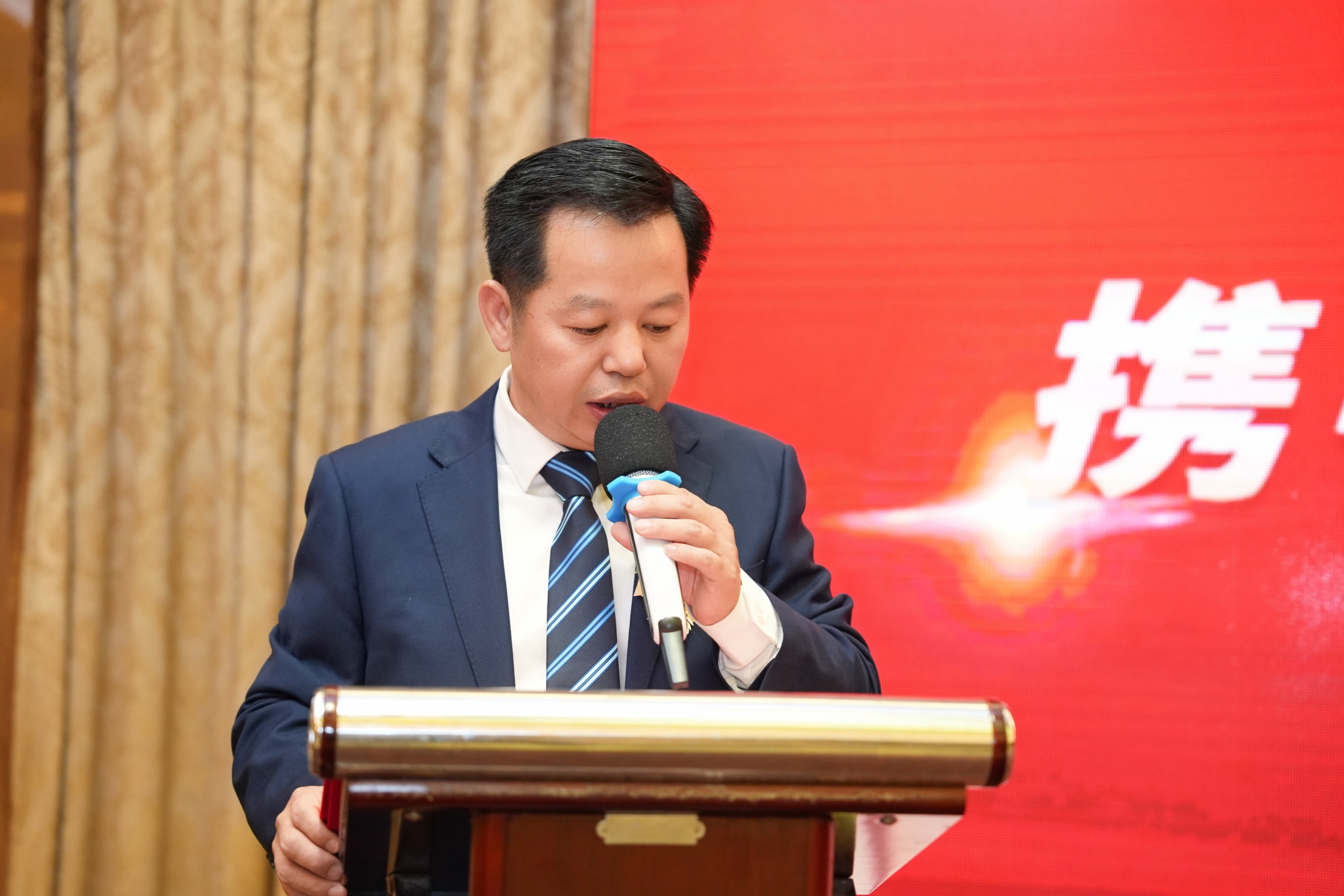 攜手十五載，共創(chuàng)新未來｜科泰集團(tuán)十五周年慶典晚宴圓滿落幕